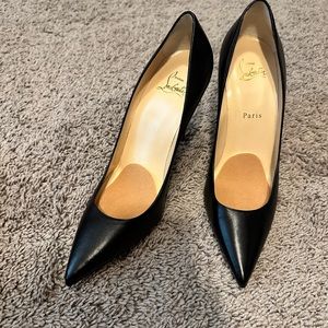 Authentic Louboutin Décolleté Nappa shiny heels